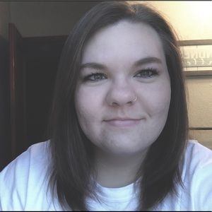 Meet your Posher, Molly